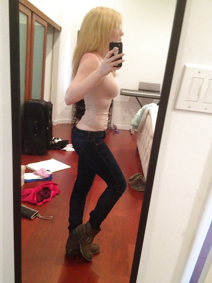 Jennette mccurdy cell pics
 #32234040