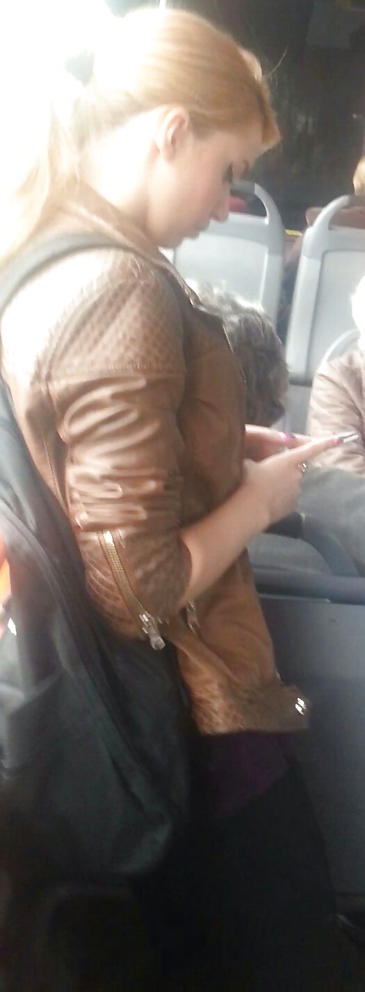 Sexy Teenager In Bus, Bahn Rumänisch #34367085