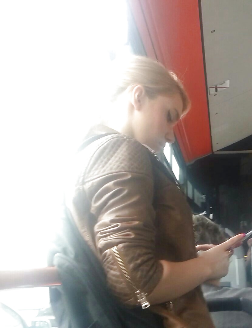 Sexy Teenager In Bus, Bahn Rumänisch #34367096