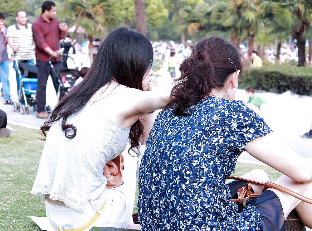 中国でのCandid hairy armpit photography
 #36833701