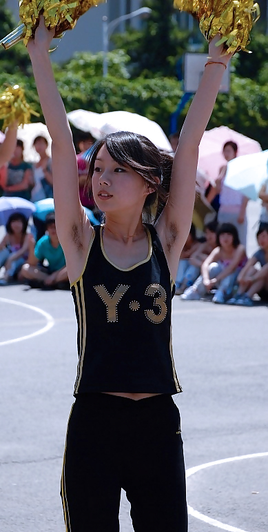 中国でのCandid hairy armpit photography
 #36833967