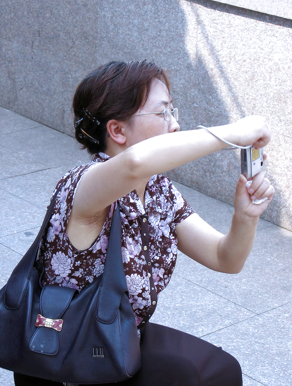 Candid Hairy Armpit Photography in China. #36833971