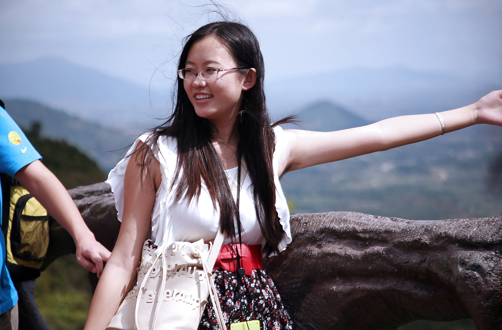 中国でのCandid hairy armpit photography
 #36834048
