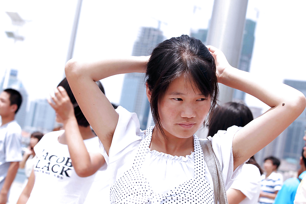 Candid Hairy Armpit Photography in China. #36834174
