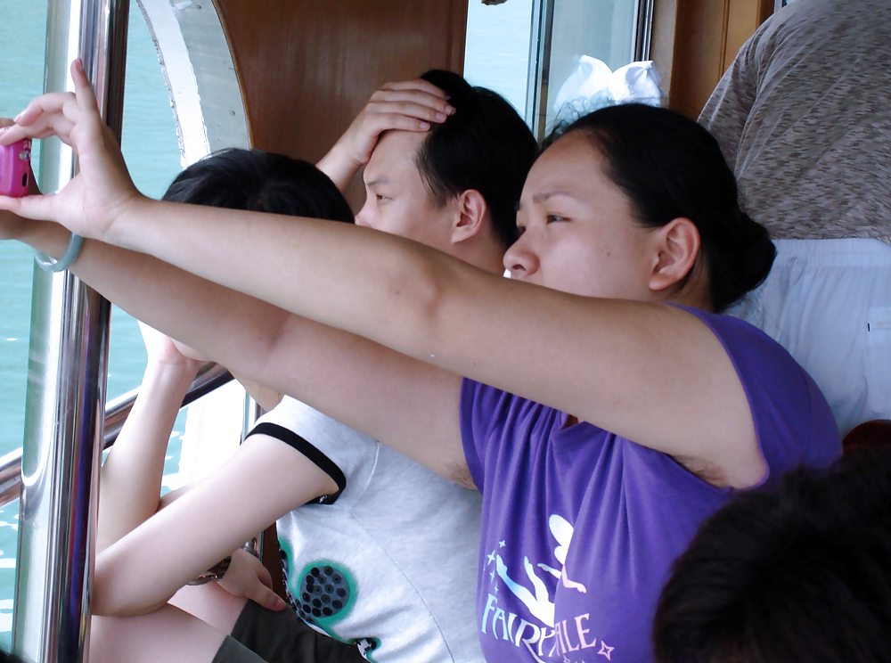 中国でのCandid hairy armpit photography
 #36834282