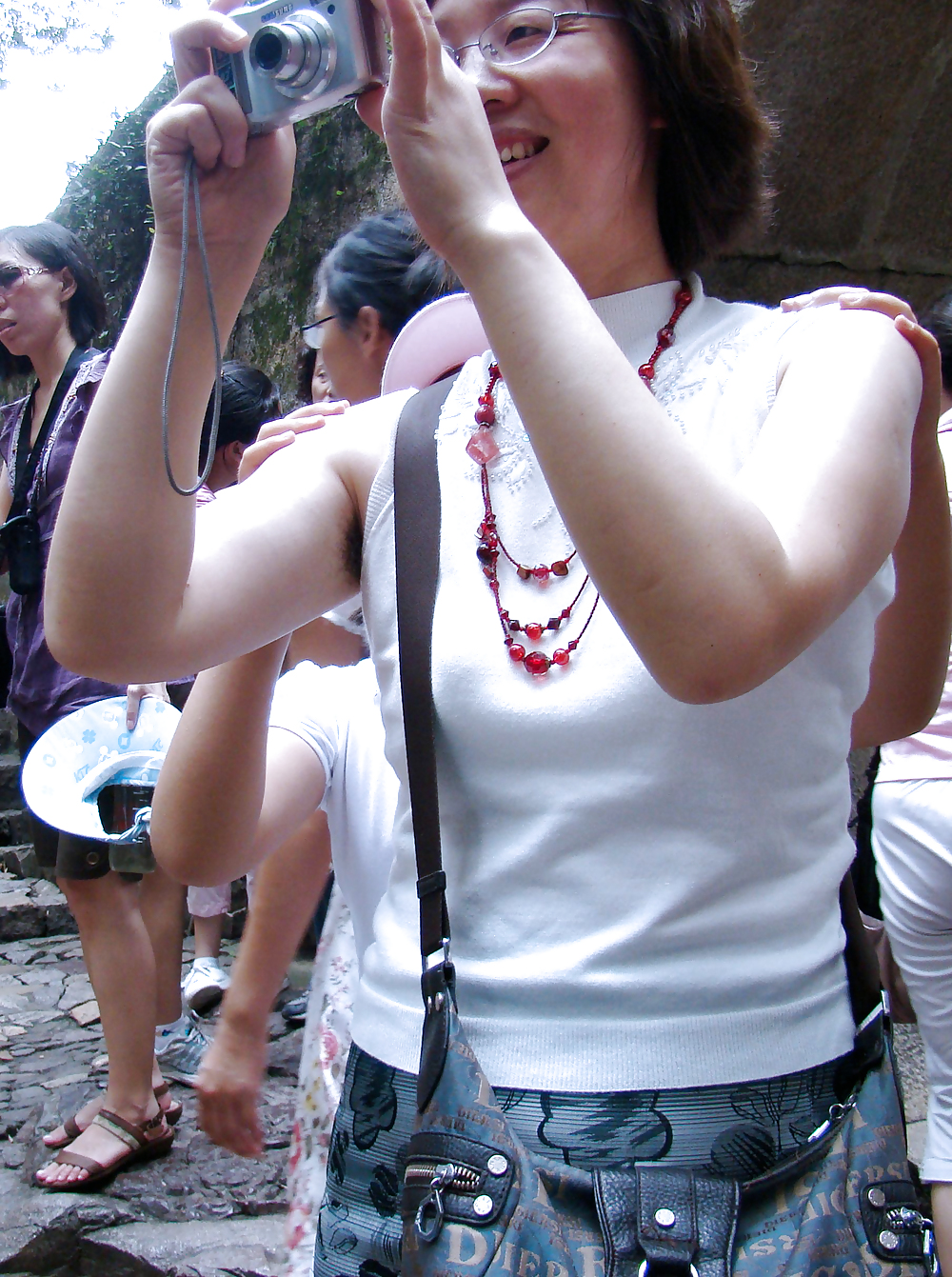 Candid Hairy Armpit Photography in China. #36834318