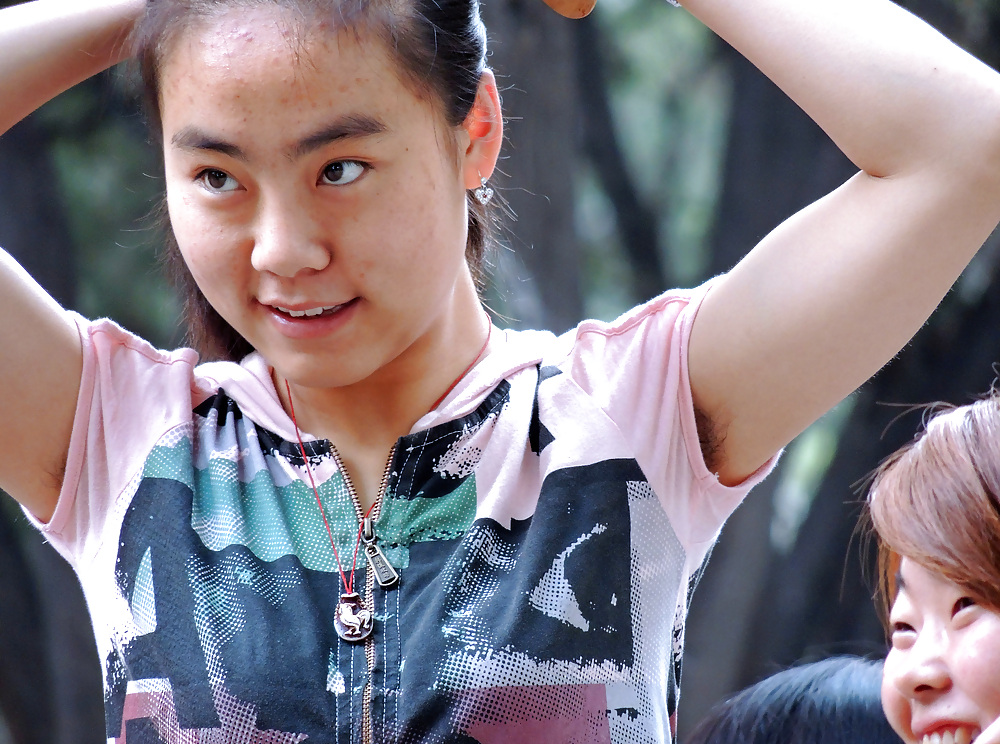 Candid Hairy Armpit Photography in China. #36834462