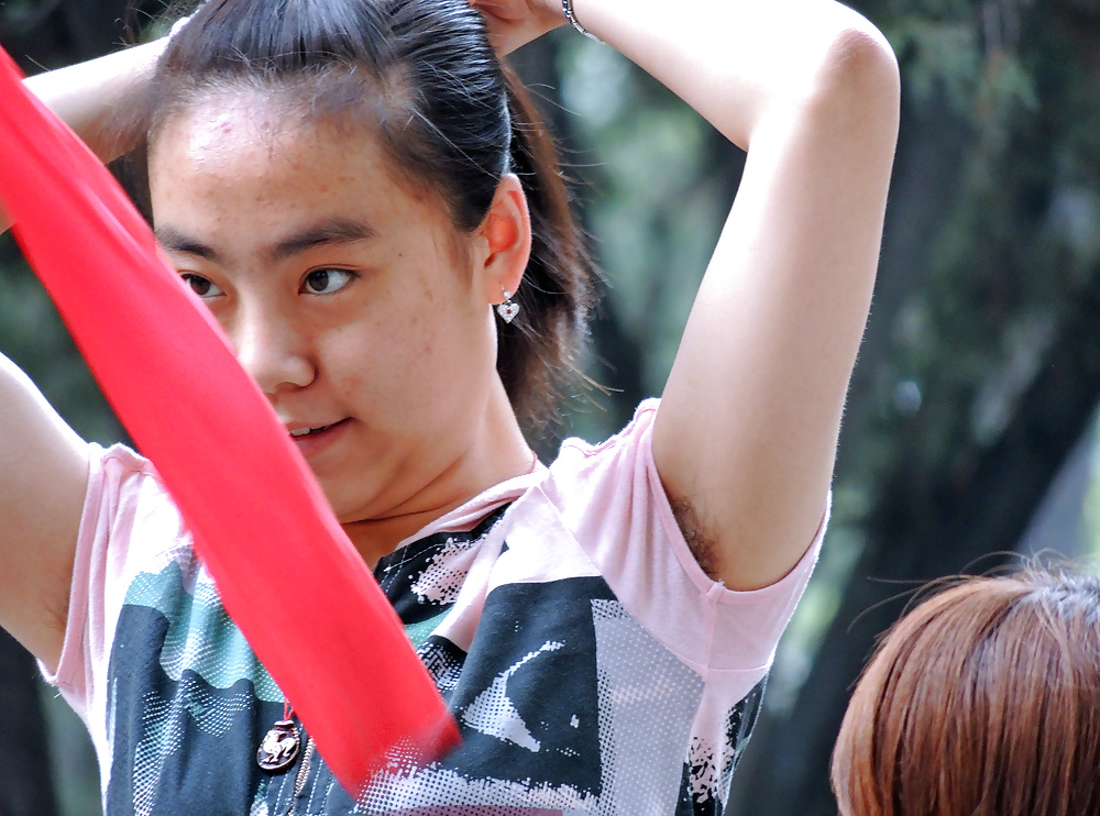 Candid Hairy Armpit Photography in China. #36834595