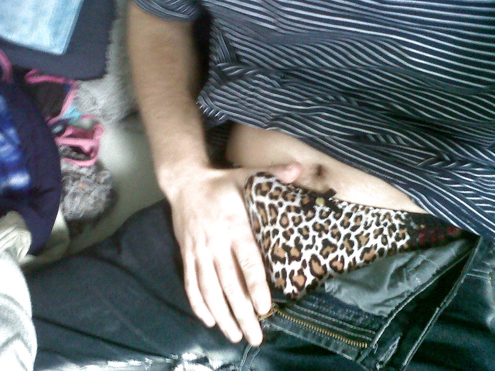 Leopard thong and bra with tight denims