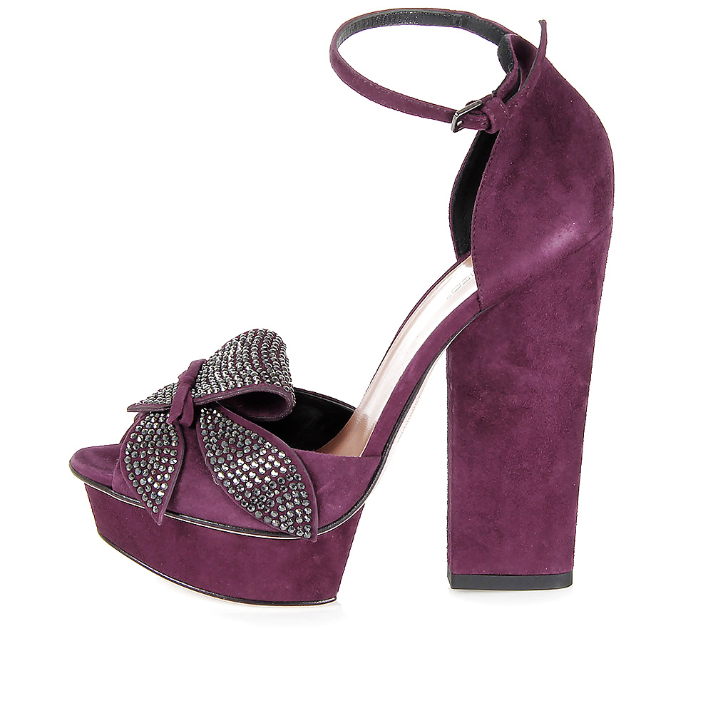 Schuhe: Dezember Arbeitet ... #39812372