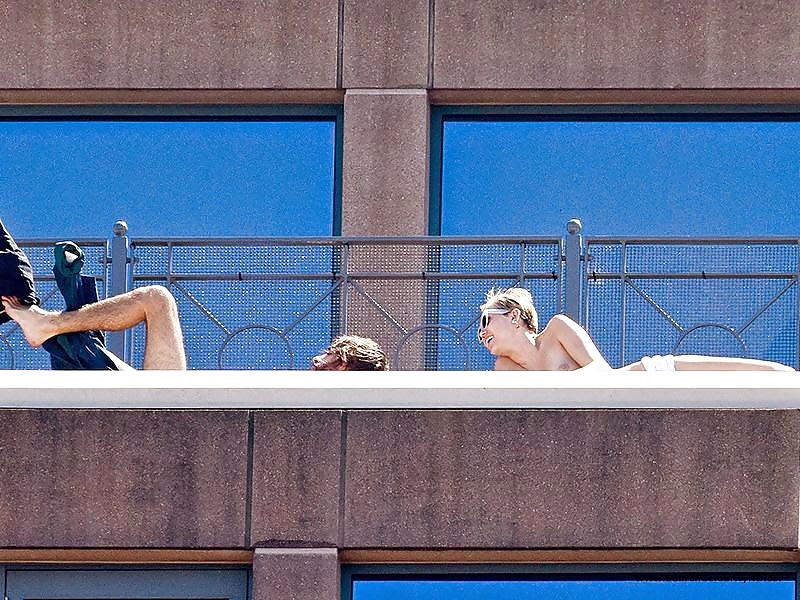 Miley Cyrus Showing Tits On Hotel Balcony In Sydney #32002747
