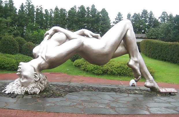 WARNING: Art (Don't Look) #23163517