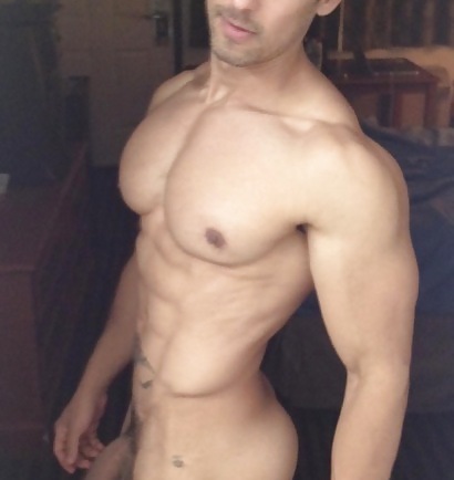 Más asiáticos y yo
 #37015600