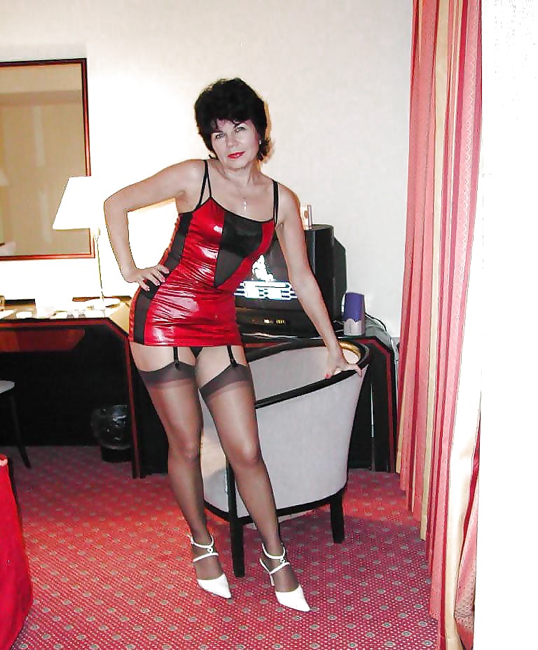 ¿Tu mujer se viste como una zorra? 5
 #26384008