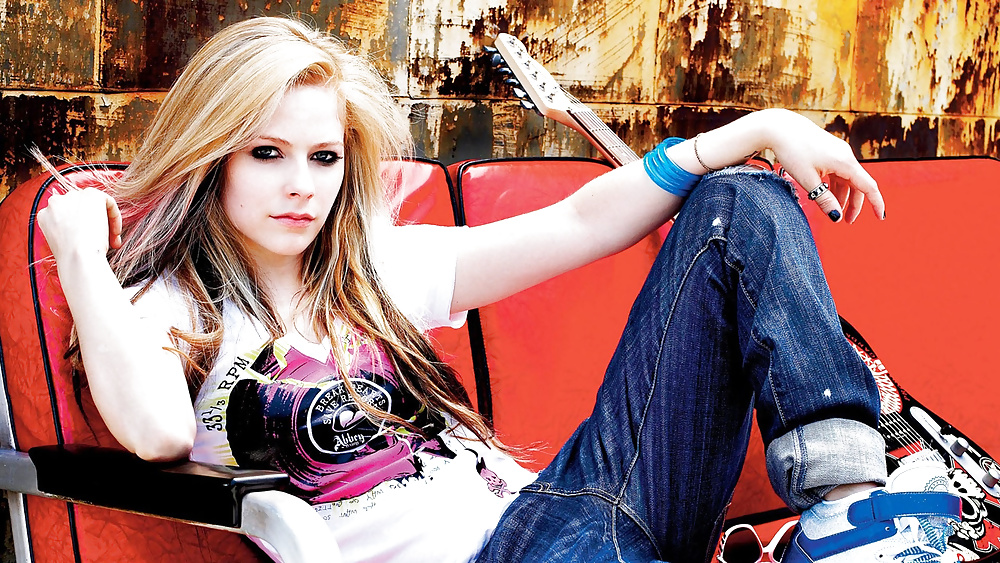 Avril Lavigne (non porn) #29126760