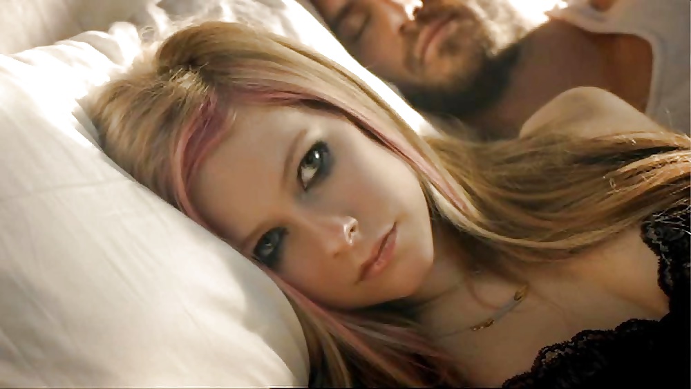 Avril Lavigne (non porn) #29126896
