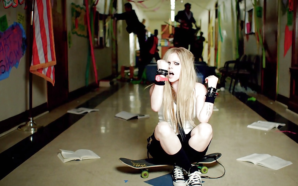 Avril Lavigne (non porn) #29127166