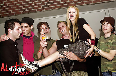 Avril Lavigne (non porn) #29127304