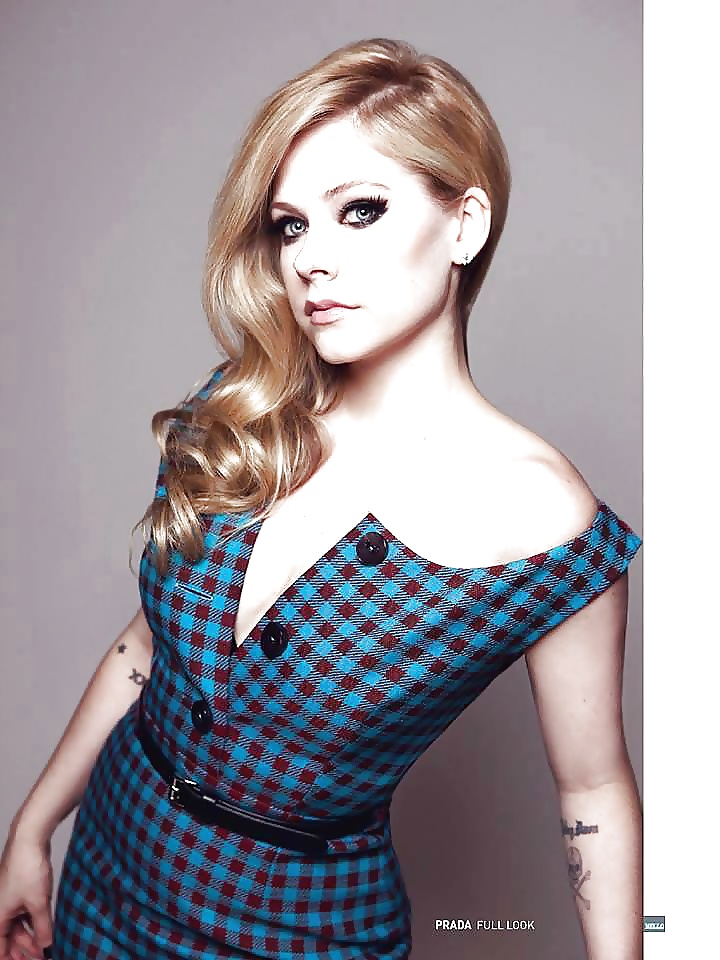 Avril Lavigne (non porn) #29127403