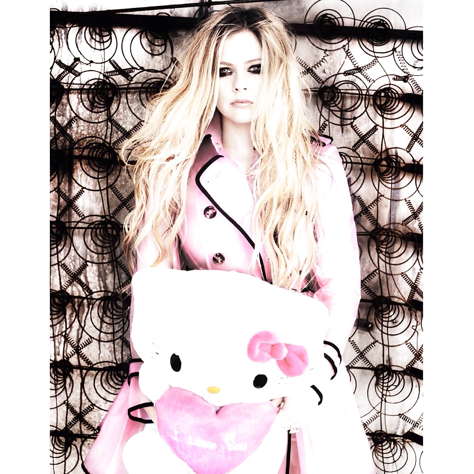 Avril Lavigne (non porn) #29127543