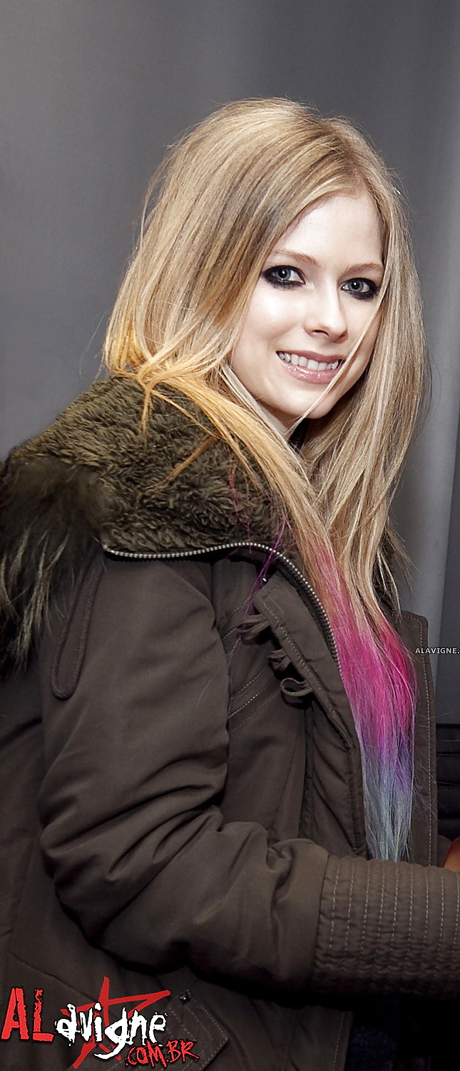 Avril Lavigne (non porn) #29127595