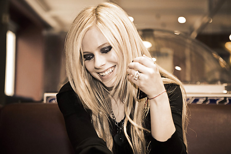 Avril Lavigne (non porn) #29127978