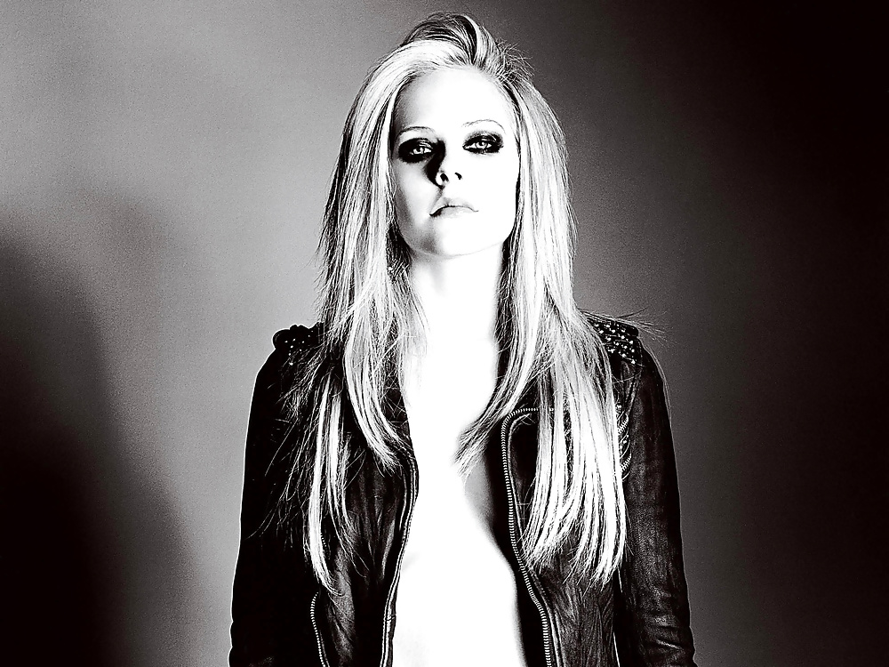 Avril Lavigne (non porn) #29128857