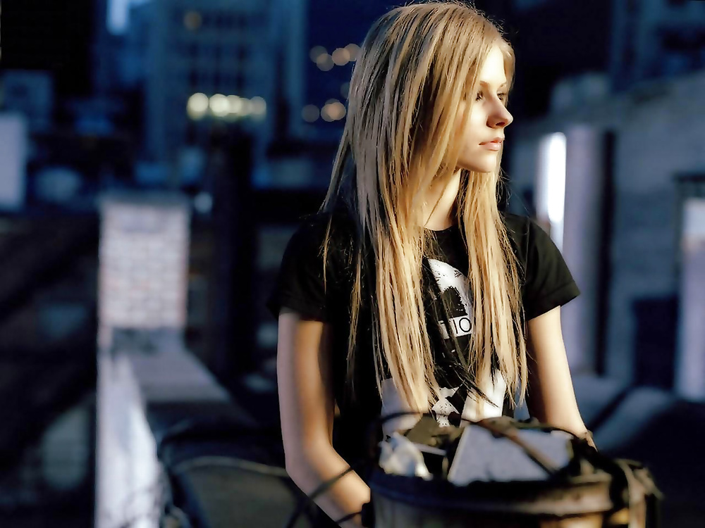 Avril Lavigne (non porn) #29128942