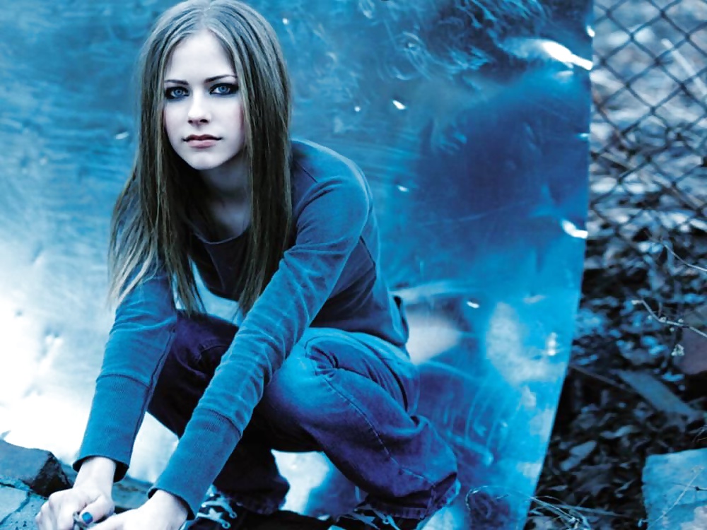 Avril Lavigne (non porn) #29128965