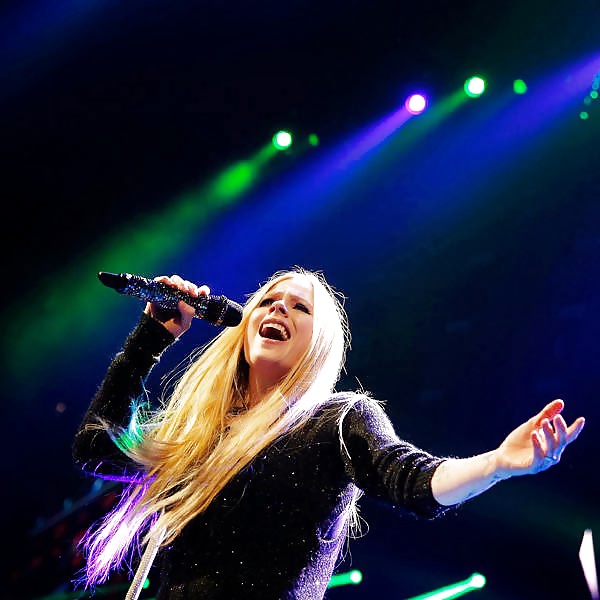 Avril Lavigne (non porn) #29129105