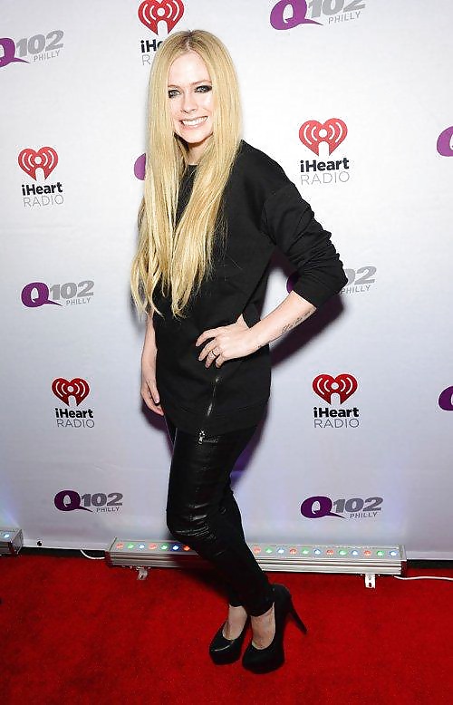 Avril Lavigne (non porn) #29129206