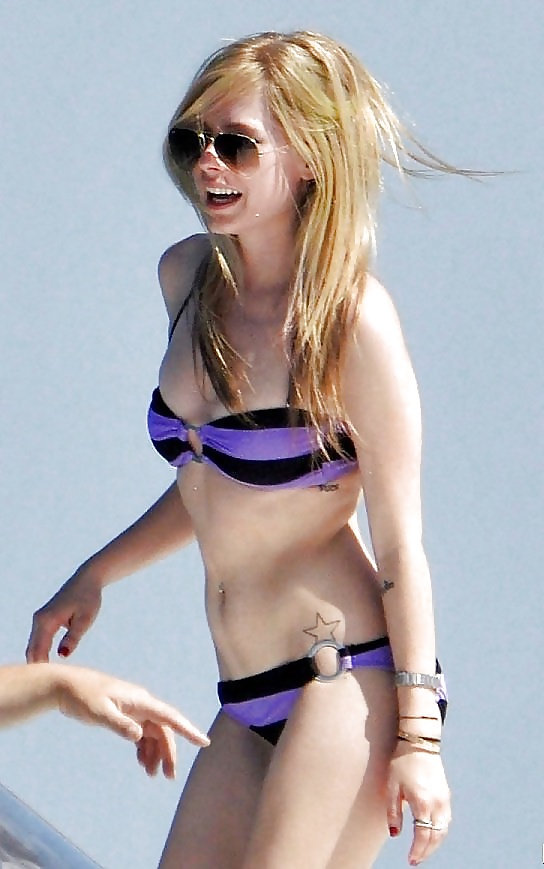 Avril Lavigne (non porn) #29129270