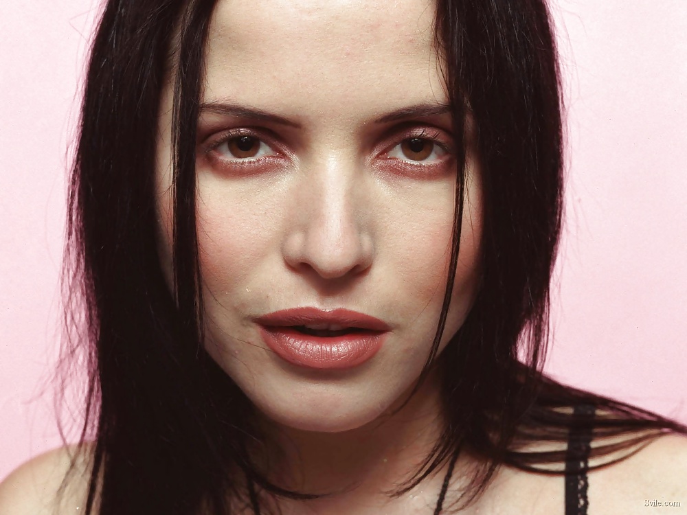 Andrea corr
 #31569706