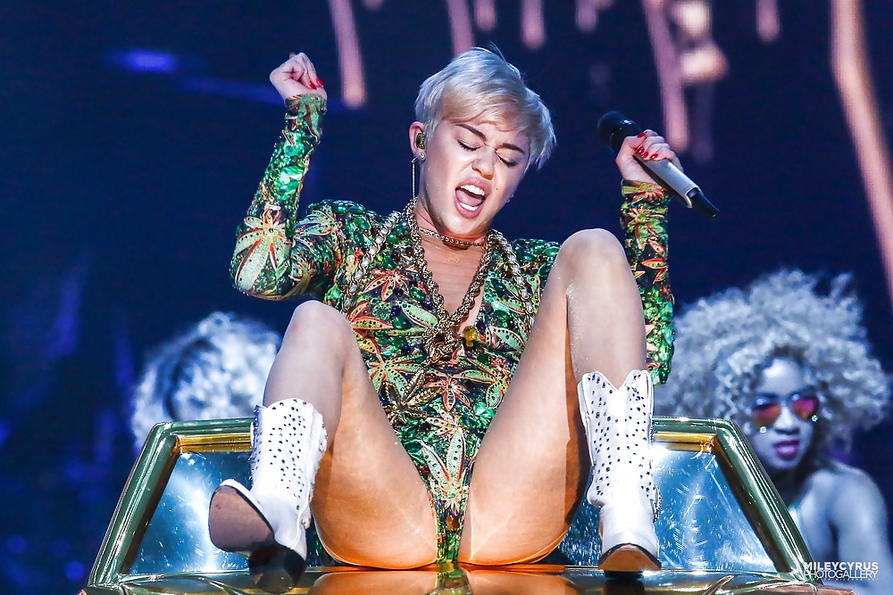 Miley Cyrus Will Deinen Schwanz! #27403864