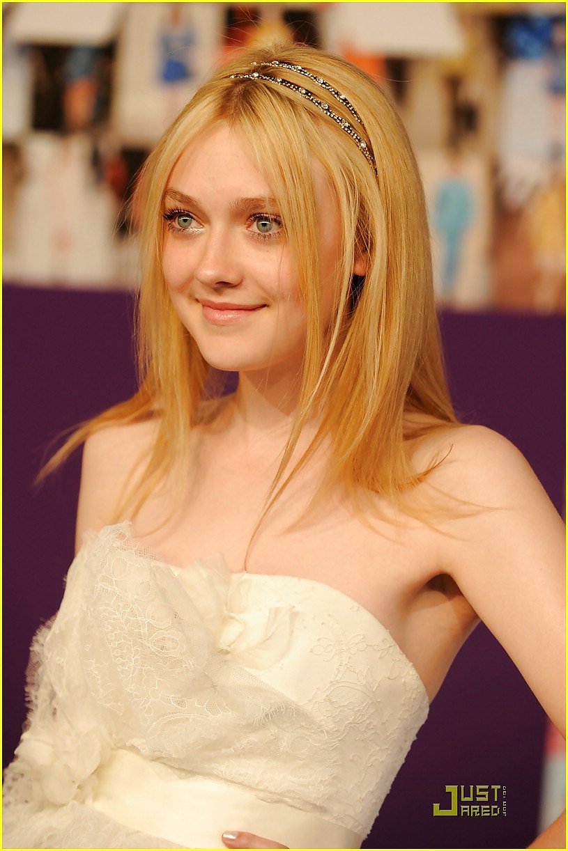 Dakota fanning
 #37180979