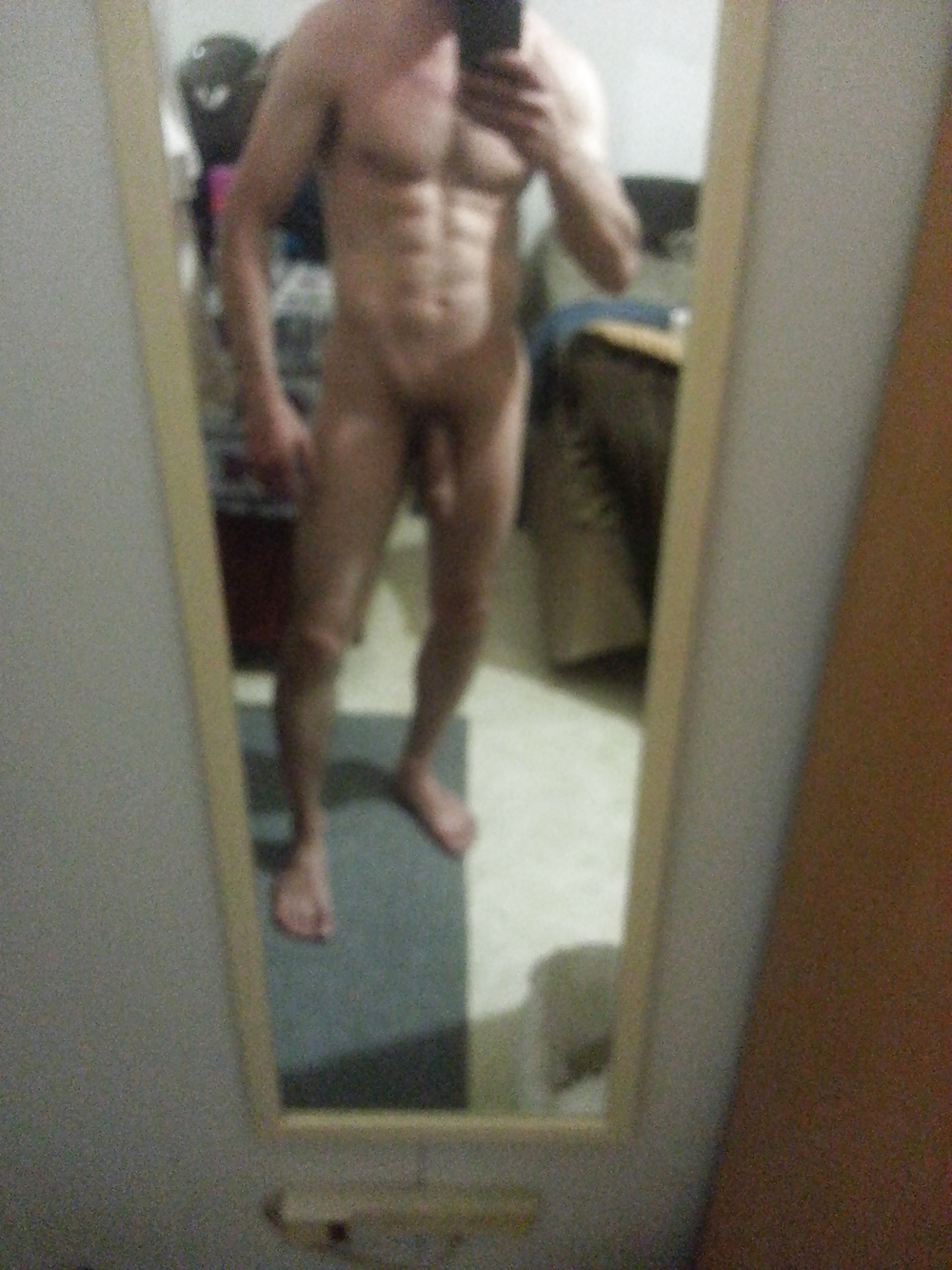 Un plus  #29435836