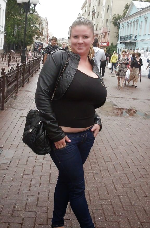 Cleavage big boob woman #30987168