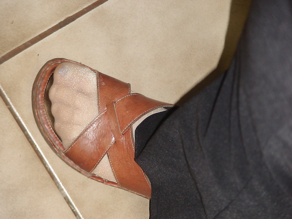 Gf 透けたナイロンの足
 #32516473