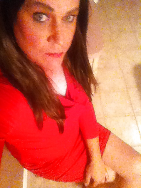 Dame In Rot #22880989