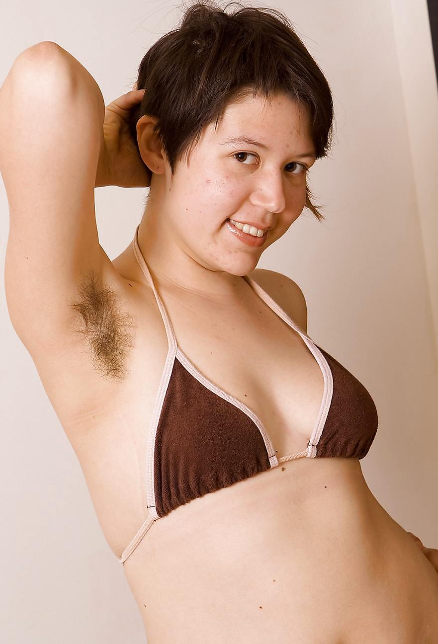 Miscellaneous girls showing hairy, unshaven armpits 4 #25869771