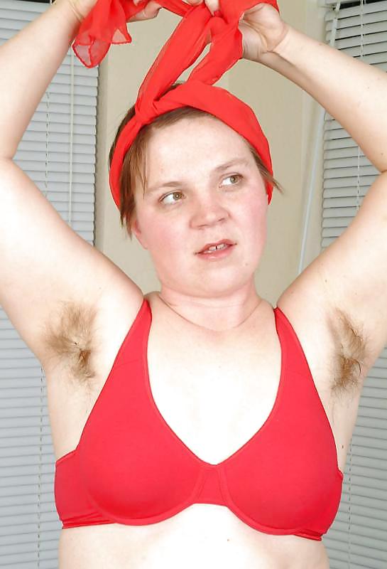 Miscellaneous girls showing hairy, unshaven armpits 4 #25870115