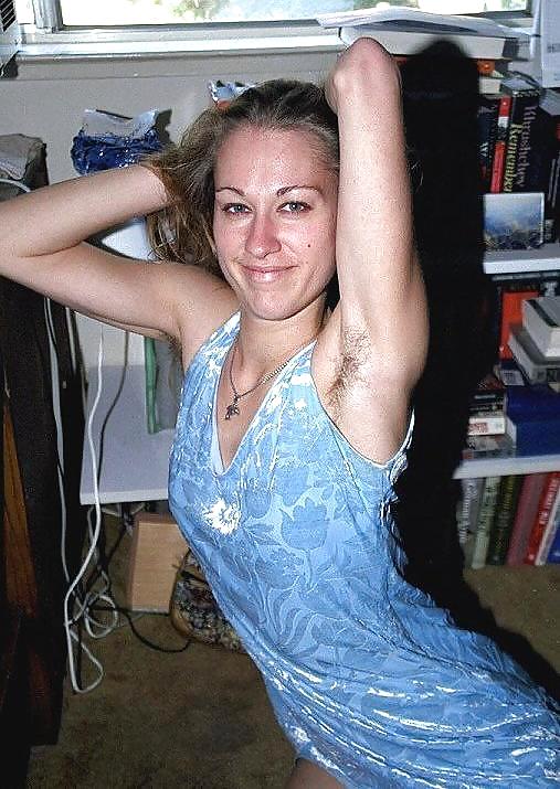 Miscellaneous girls showing hairy, unshaven armpits 4 #25870498