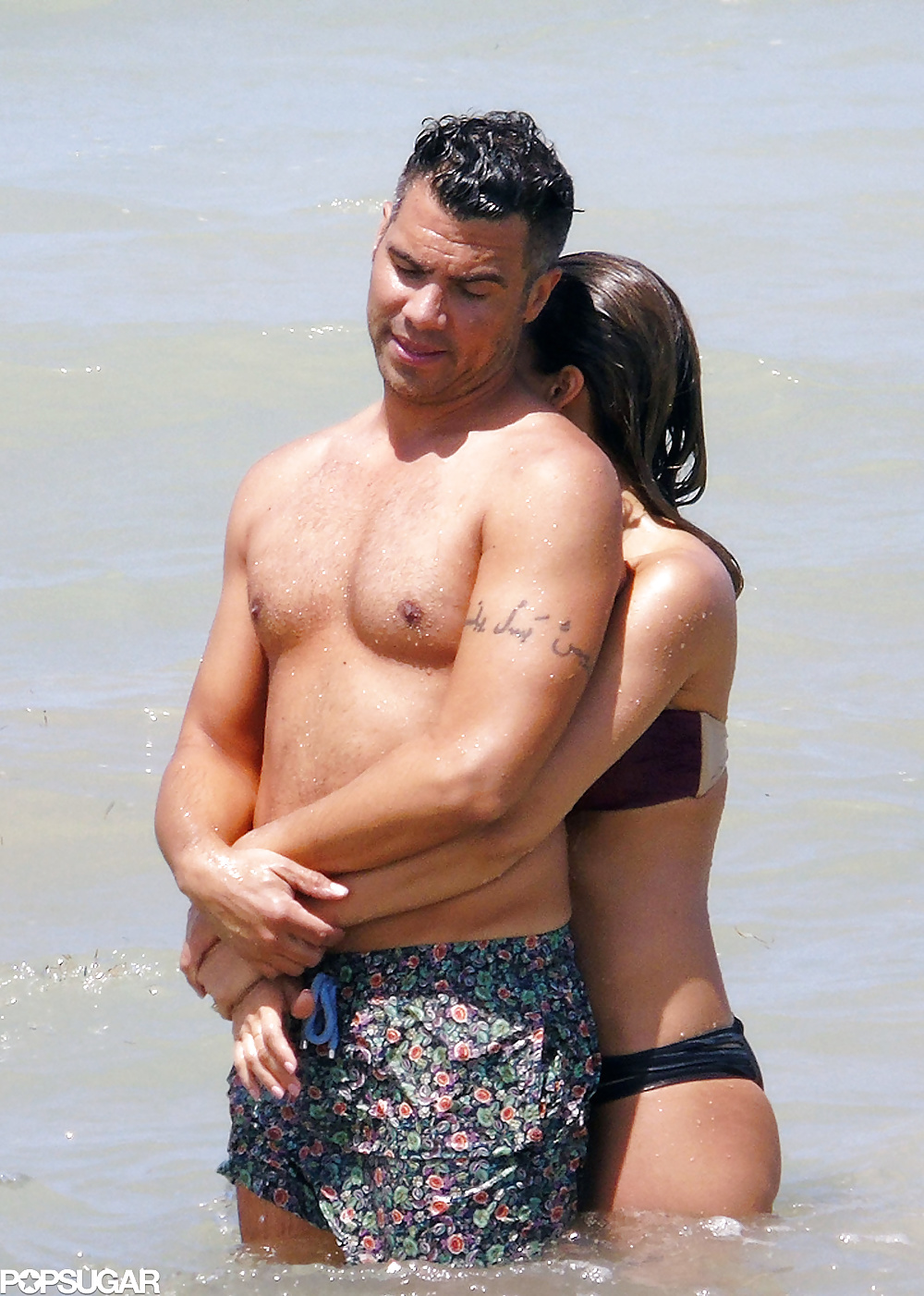 Jessica Alba at Mexico beach, July 2014 #33559055