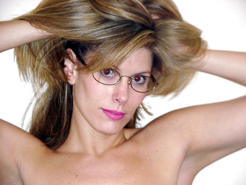 Slut Samantha #25019218