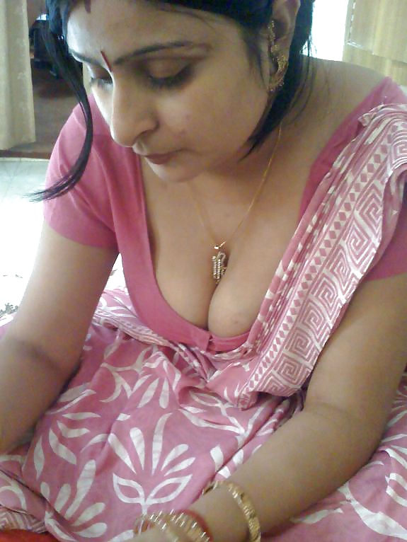 INDIAN WIFE RADHIKA -INDIAN DESI PORN SET 9.5 #32312985