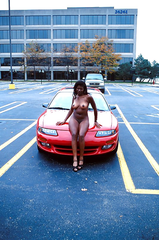 Jennifer Black Woman Public Nudity #28828278