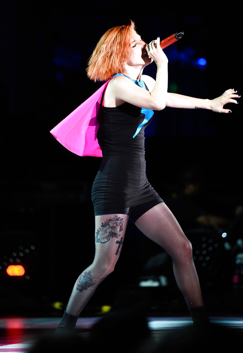 Hayley Williams Nous Pouvons Survivre Hq Sexy (ccm) #31381405