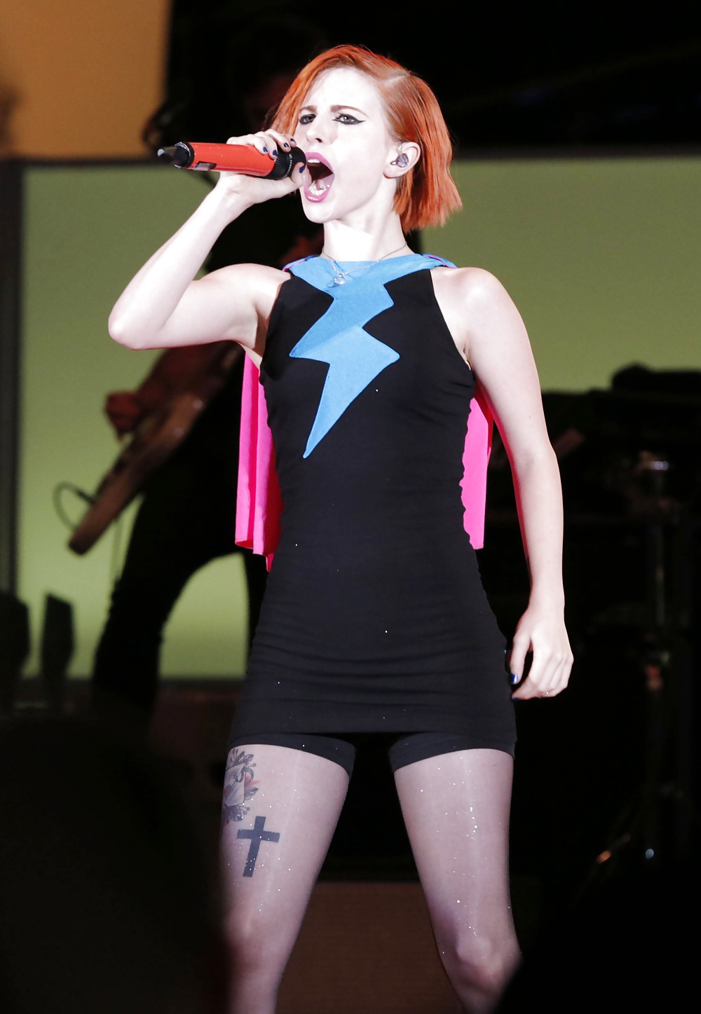 Hayley williams possiamo sopravvivere sexy hq (ccm)
 #31381447