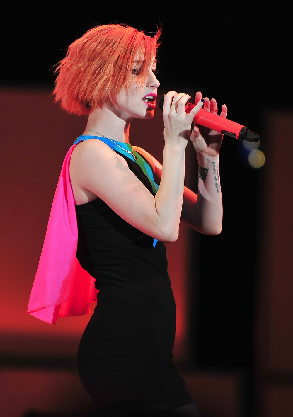 Hayley williams we can survive sexy hq (ccm)
 #31381489