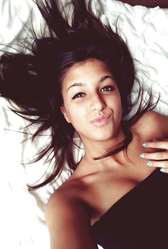 18歳の女の子
 #33763873